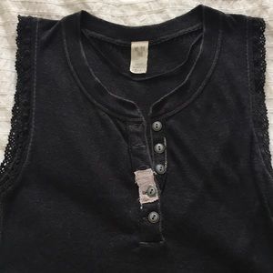 Free People Sleeveless with buttons Size XS